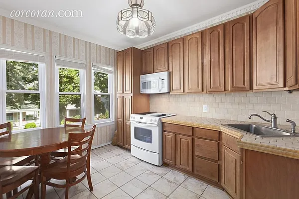 Sold by Corcoran | media 36