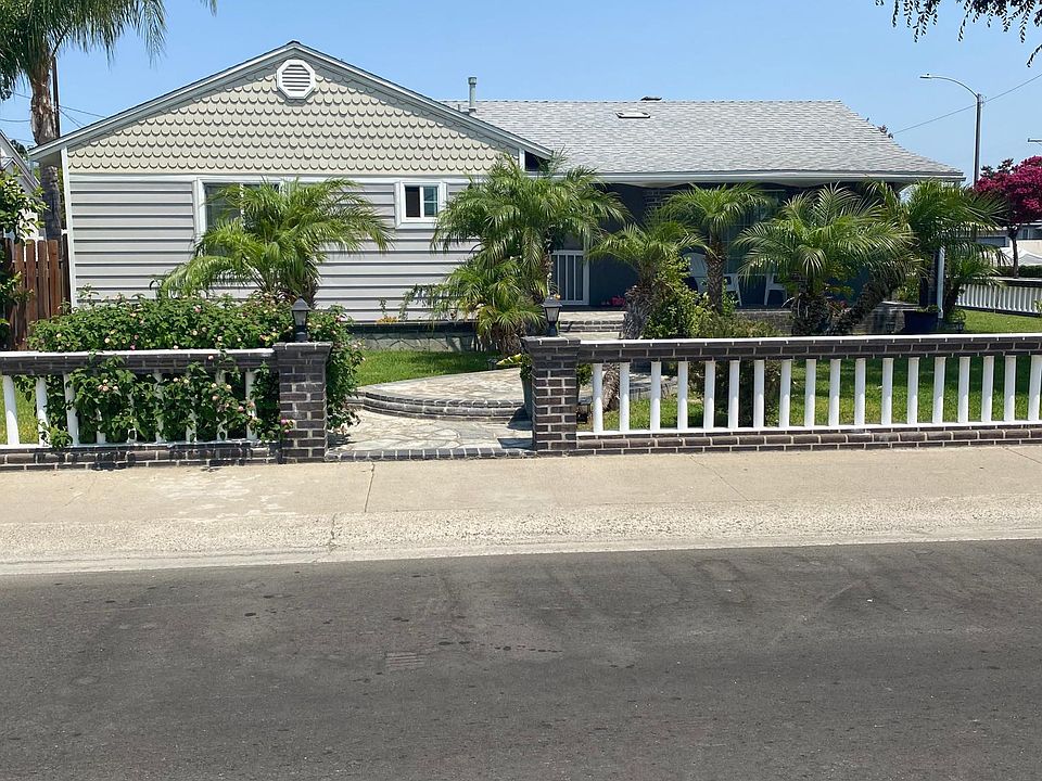 Front Entrance View