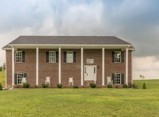 235 Sand Ridge Cir, Jonesborough, TN 37659
