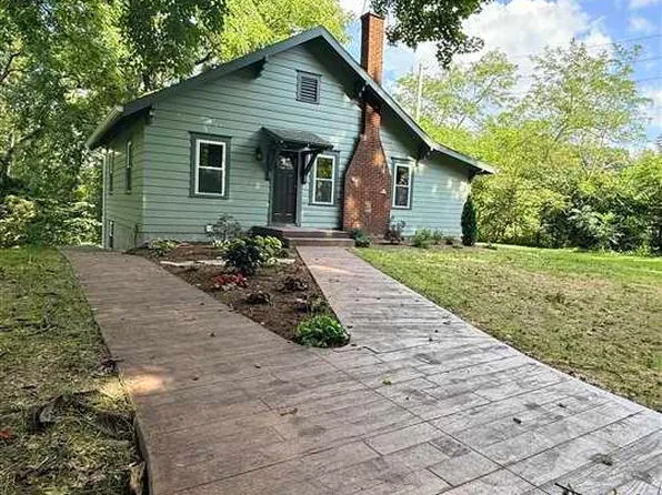 10750 E Us Highway 40, Terre Haute, IN 47803