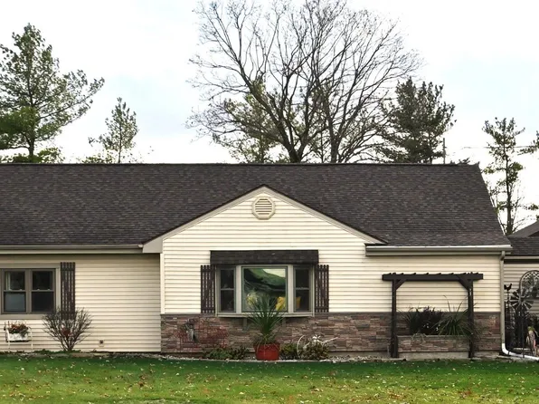 11740 Grabill Rd, Leo, IN 46765