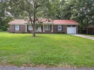 2204 Baywater Dr, Fayetteville, NC 28304