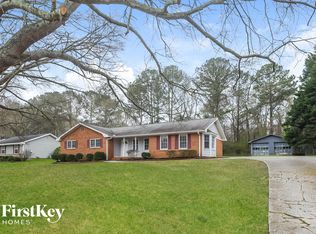 2631 Falcon Ridge Dr, Grayson, GA 30017