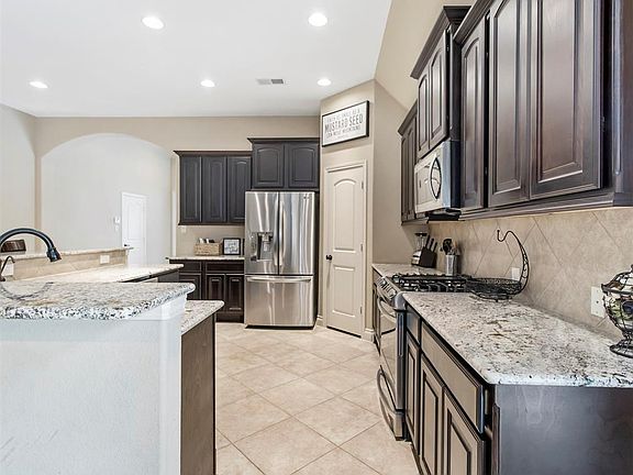 3rd image of 6707 Snow Star Ct