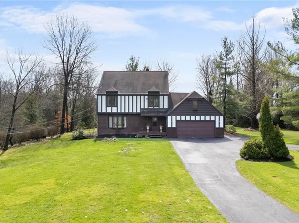 10889 Wilson Mills Rd, Chardon, OH 44024