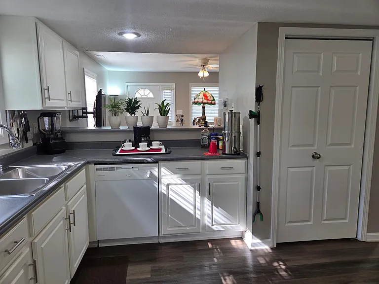 3477 S Oaklawn Cir #1 — Photo 9