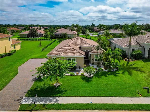 309 167th Blvd E, Bradenton, FL 34212