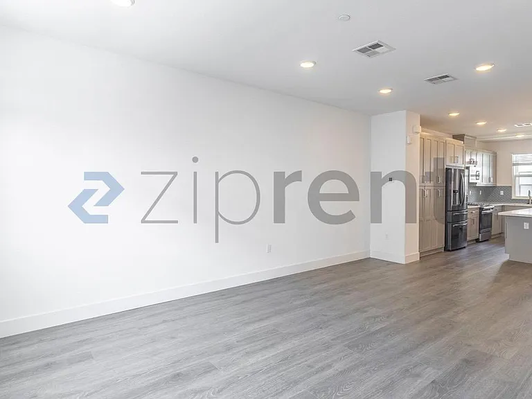 323 Alviso Ter — Photo 5