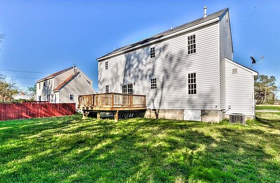 3rd image of 6 Taft St