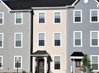 11819 Hall St, Bealeton, VA 22712
