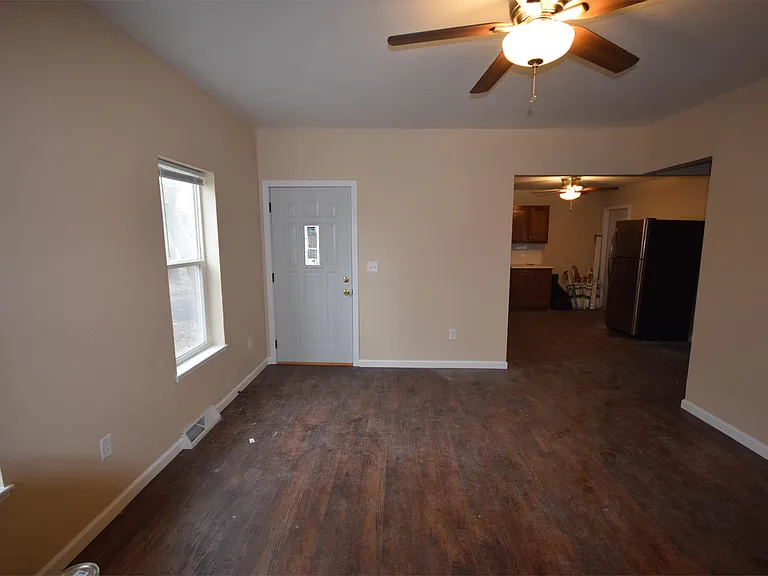 119 Harrison Pl — Photo 3
