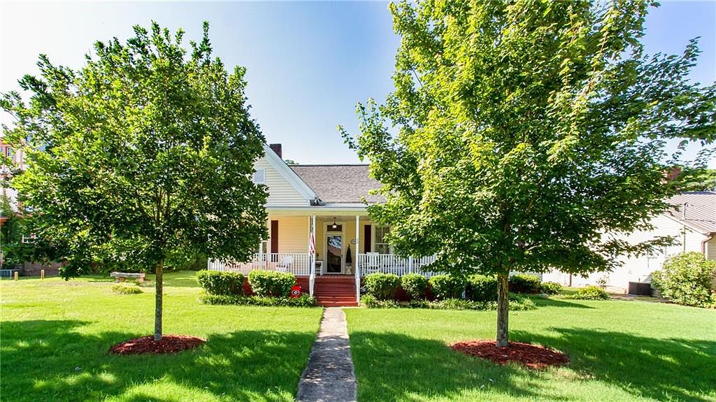 20 N Broad St, Porterdale, GA 30014 Zillow
