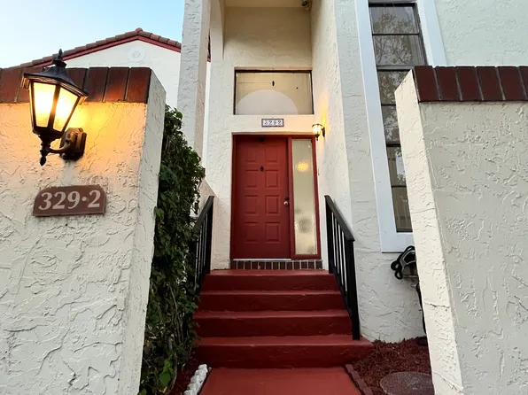 329 Ives Dairy Rd APT 2, Miami, FL 33179