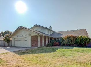 3410 Viewpoint Dr, Medford, OR 97504