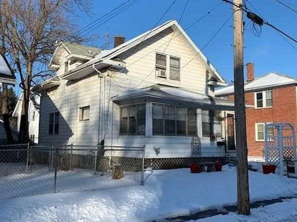 426 W 13th St, Davenport, IA 52803