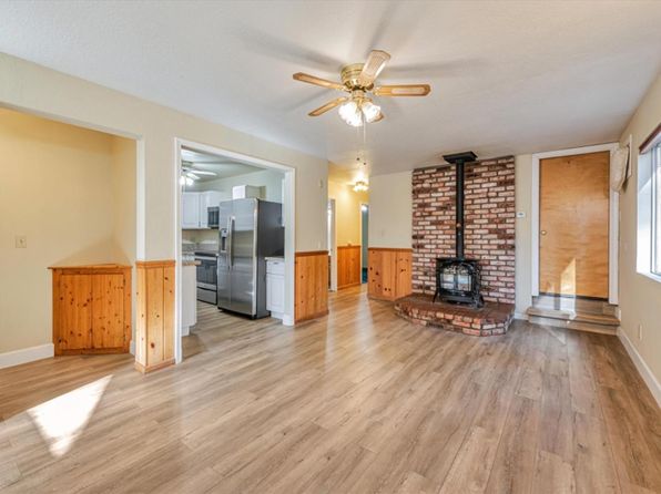 6023 Pony Express Trl, Pollock Pines, CA 95726