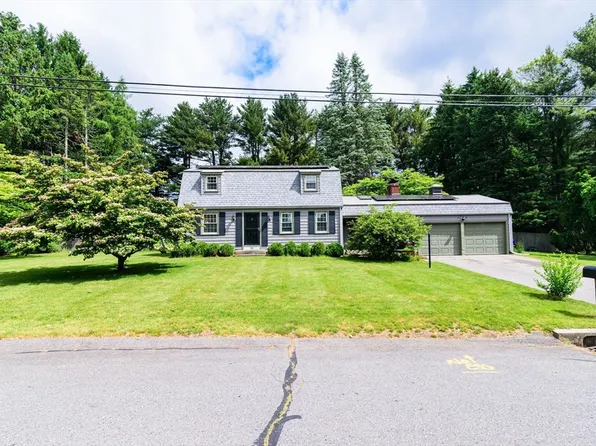 36 Cynthia Rd, Seekonk, MA 02771