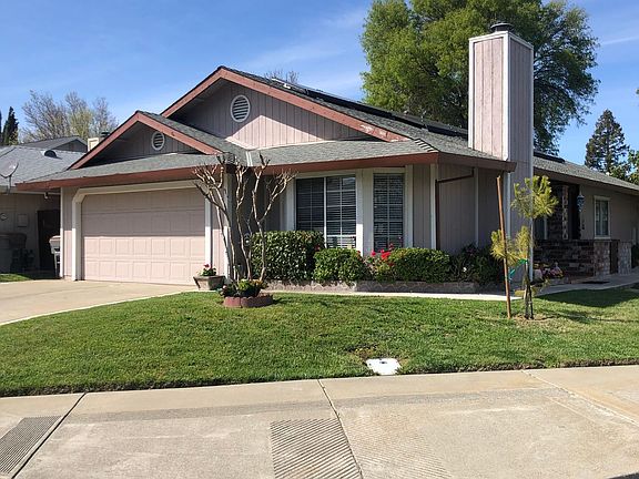 3rd image of 1387 Tyler Dr