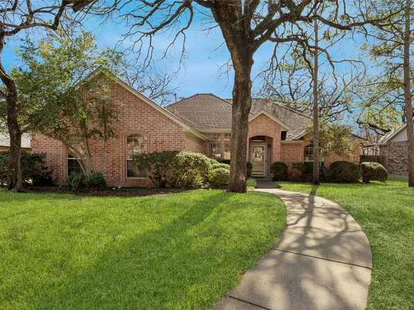 1517 Bailey Dr, Azle, TX 76020