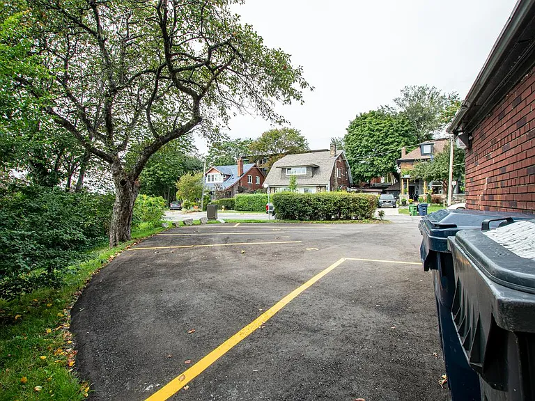 5 Glenavon Rd #B5 — Photo 16