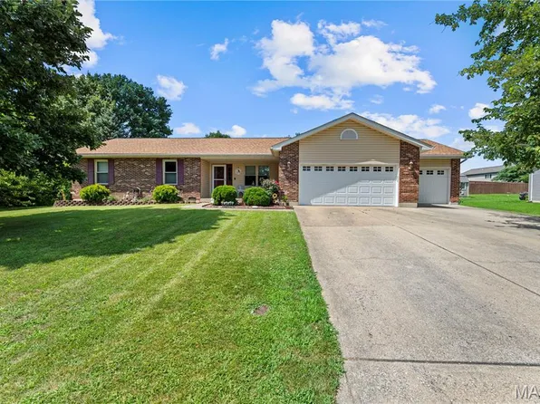 33 Pebblestone Ct, Troy, MO 63379