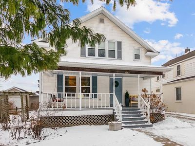 1262 S Quincy St, Green Bay, WI, 54301
