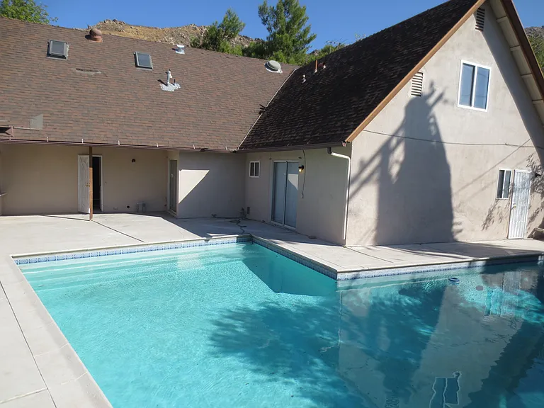 870 Huston Dr — Photo 6