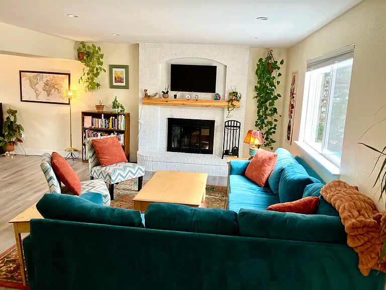 1240 Delphi Dr — Photo 10