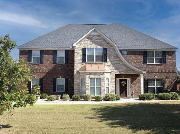 58 Registry Way, Fort Mitchell, AL 36856