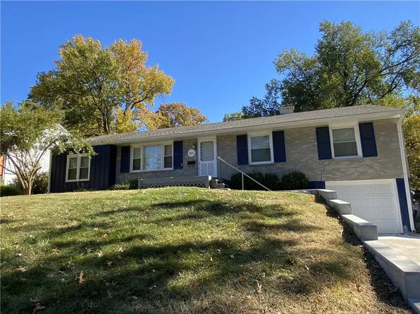 8915 Belleview Ave, Kansas City, MO 64114