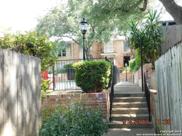 6718 Callaghan Rd, San Antonio, TX