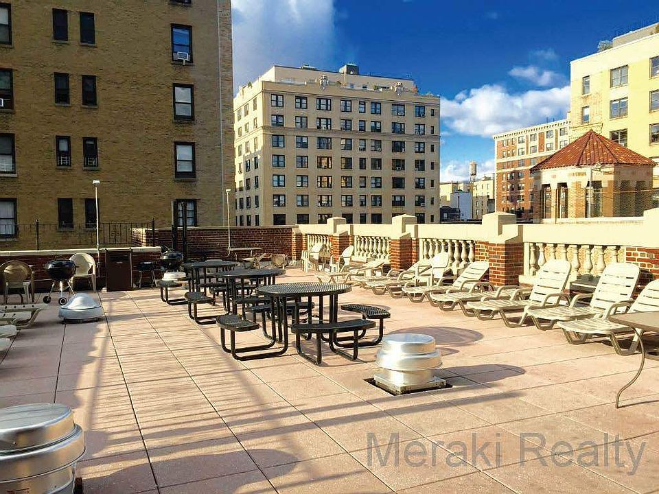 1st image of 250 W 100th St #311
