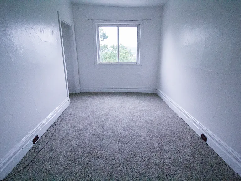 39 Lawn St #2 — Photo 5