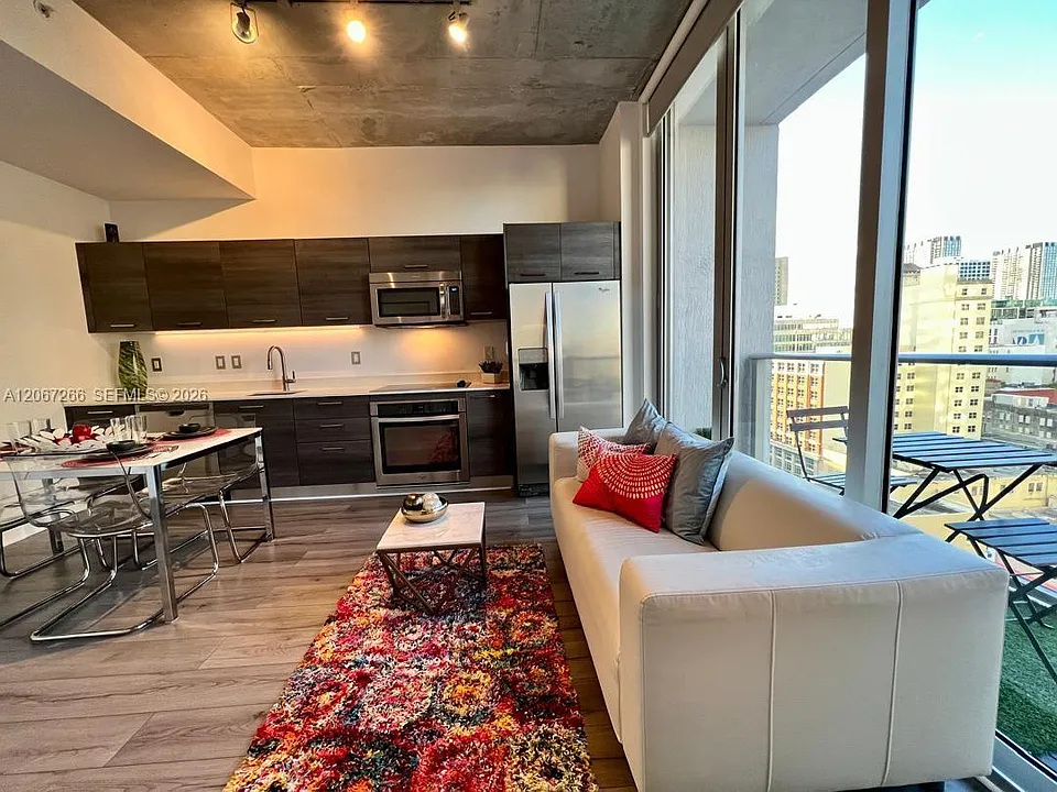 151 SE 1st St #12F