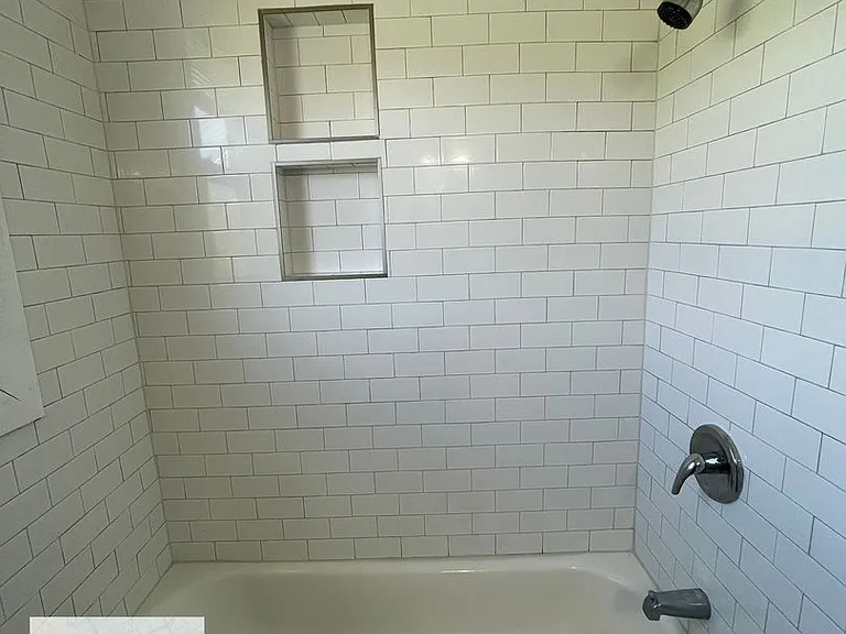 8762 Epworth St — Photo 8