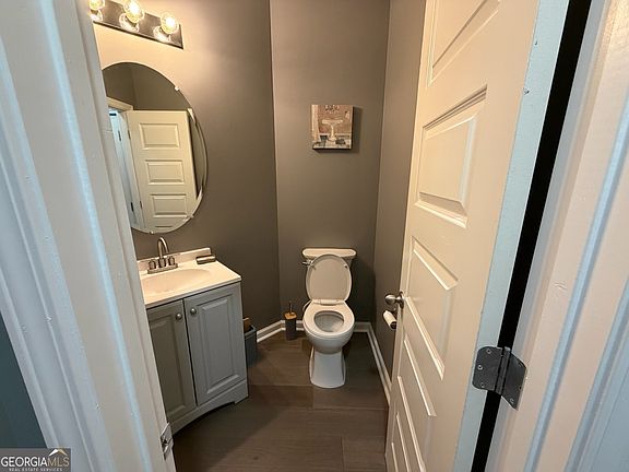 4th image of 3583 Brycewood Dr