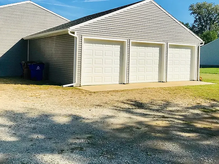 1537 Benjamin Ct #2 — Photo 11