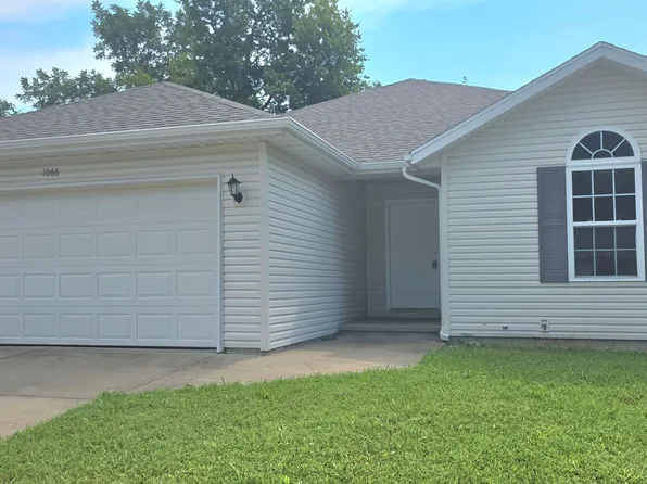 1066 S Missouri Ave, Springfield, MO 65807