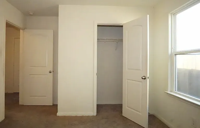 6731 Rosenthal Pass — Photo 7