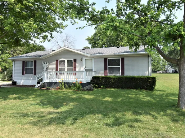 413 E Mulberry St, Ogden, IA 50212