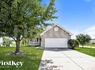 1250 Flintshire Ln, Lake Saint Louis, MO 63367