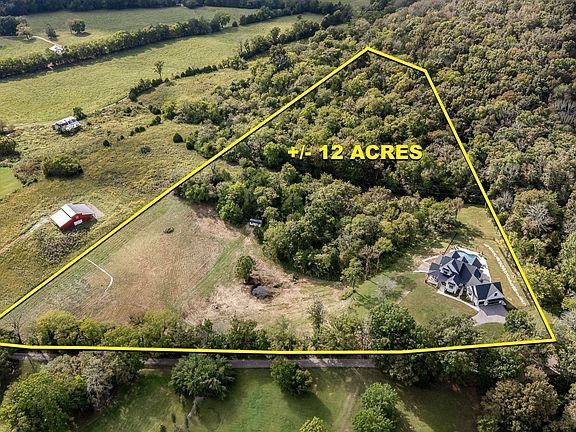 3rd image of 1425 Fuston Hollow Rd