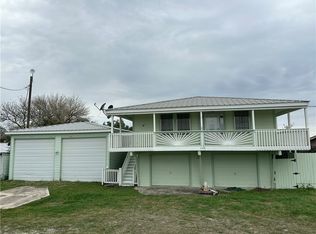 113 White Point, Sandia, TX 78383