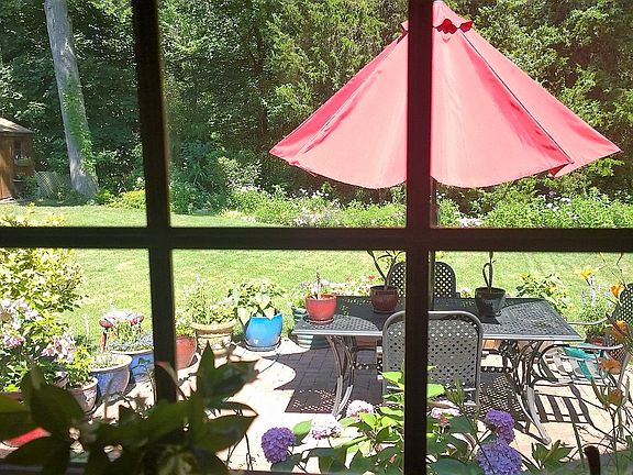 Outdoor entertaining 