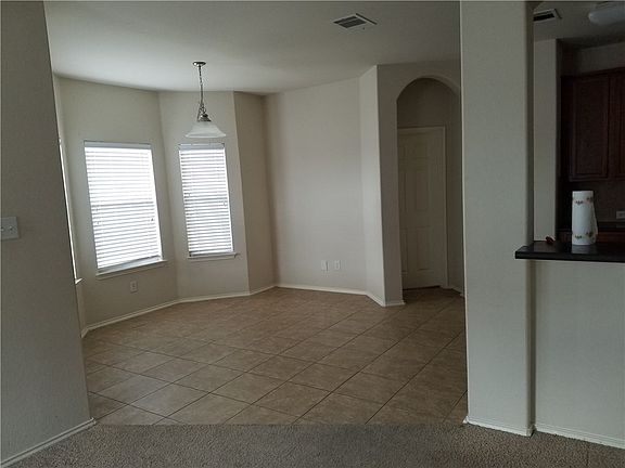 3rd image of 1514 Kothman Dr