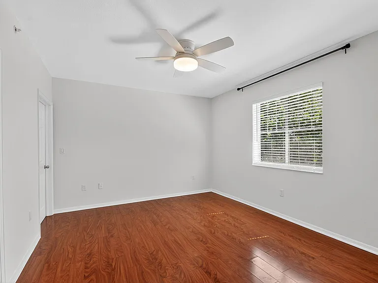 6511 Emerald Dunes Dr #304 — Photo 29
