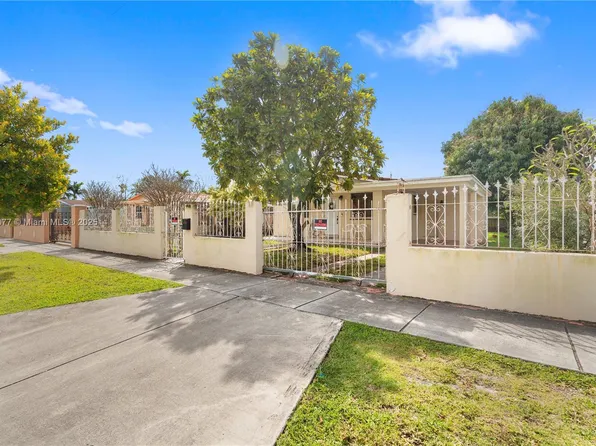 1060 W 32nd St, Hialeah, FL 33012