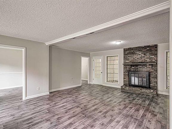 4th image of 3644 Lakehurst Dr