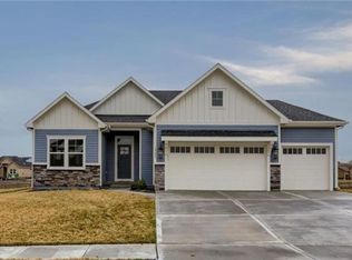 16463 Mustang St, Gardner, KS 66030
