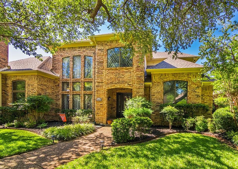 1st image of 3820 Manchester Cir